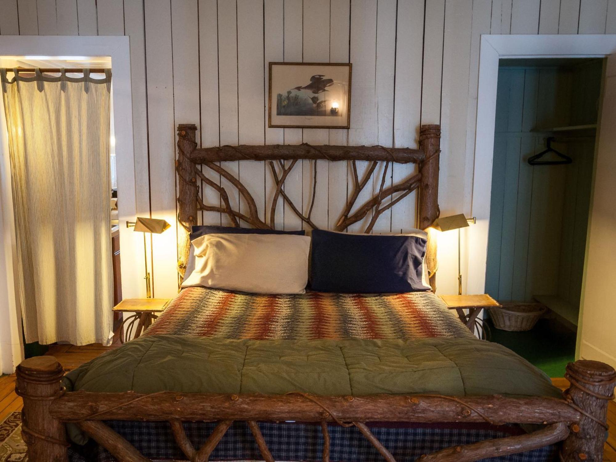 White Pine Camp Hotel Paul Smiths Room photo